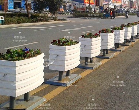 PVC一桶一鏈花箱 PVC一桶一鏈花箱