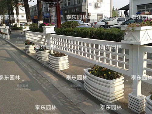 PVC戶外隔離花箱 PVC戶外隔離花箱