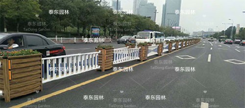 道路隔離護(hù)欄花箱 道路隔離護(hù)欄花箱
